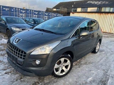 Peugeot 3008 1,6 HDi 112 Premium+