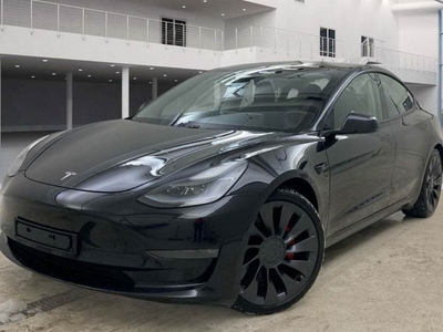 Tesla Model 3 Performance AWD