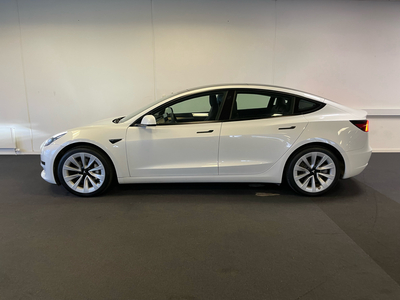 Tesla Model 3 EL Standard Range Plus 19'' 325HK Aut.