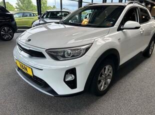 Kia Stonic 1,6 CRDi 115 Attraction+ Van