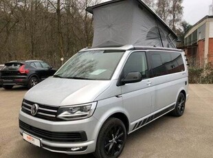 VW Multivan 2,0 TDi 150 Highline DSG kort