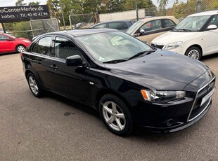 Mitsubishi Lancer 1,8 Invite SportBack ClearTec