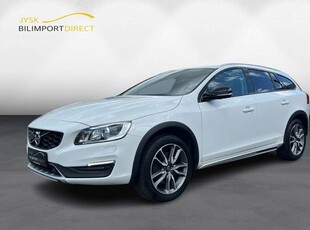 Volvo V60 CC 2,0 D4 190 Summum aut.