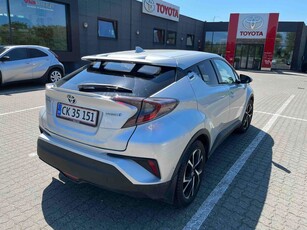 Toyota C-HR1,8 Hybrid Premium Selected Multidrive S 122HK 5d Aut.