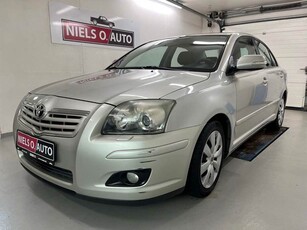 Toyota Avensis 2,0 Sol