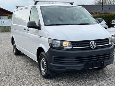 VW Transporter 2,0 TDi 102 Kassevogn lang