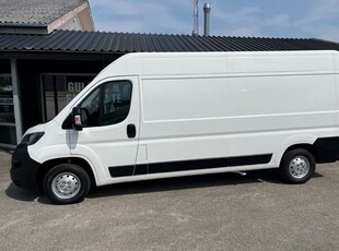 Peugeot Boxer 335 2,2 BlueHDi 140 L3H2 Premium