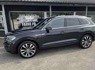 VW Touareg 3,0 TDi 286 R-line aut. 4Motion Van