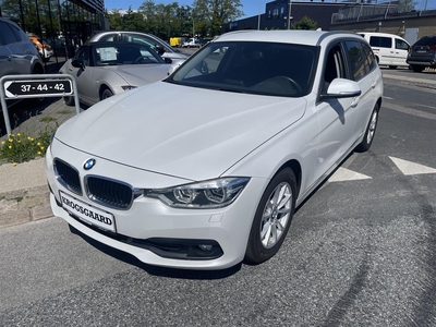 BMW 320i 2,0 Touring Executive aut. 5d