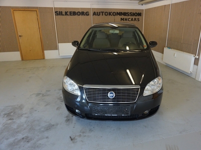 Fiat Croma 1,9 JTD 150 Dynamic 5d