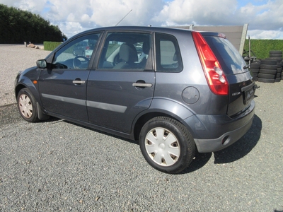 Ford Fiesta 1,6 TDCi Trend 5d