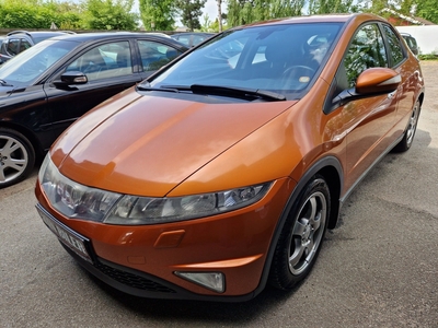 Honda Civic 1,8 Comfort 5d