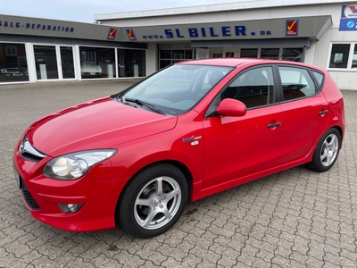 Hyundai i30 1,4 CVVT Comfort 5d