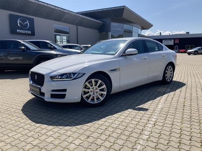 Jaguar XE 2,0 P200 Prestige aut. 4d