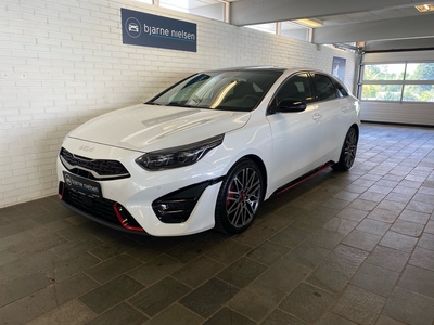 Kia ProCeed 1,6 T-GDi GT DCT 5d