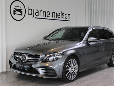 Mercedes C300 de 2,0 AMG Line stc. aut. 5d