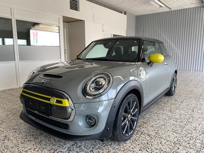 MINI Cooper SE XL 3d