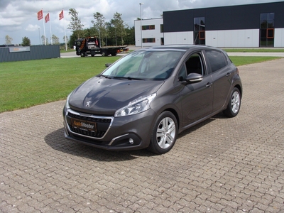 Peugeot 208 1,5 BlueHDi 100 Signature Sky 5d