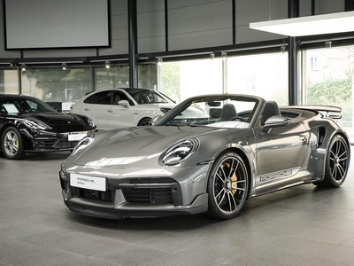 Porsche 911 Turbo S 3,8 Cabriolet PDK 2d