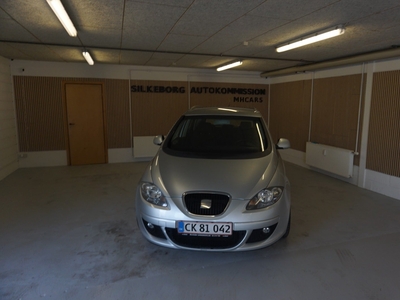 Seat Altea XL 2,0 TDi 140 Stylance 5d