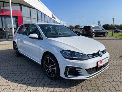 VW Golf VII 1,4 GTE DSG 5d