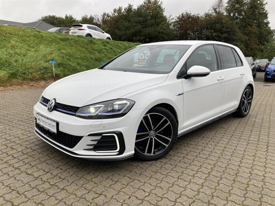 VW Golf VII 1,4 GTE DSG 5d