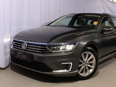 VW Passat GTE Variant DSG - St.car Aut.