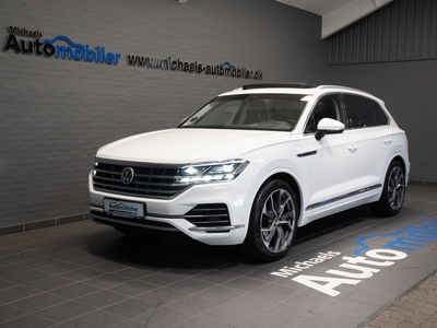 VW Touareg 3,0 TDi 286 Elegance aut. 4Motion 5d