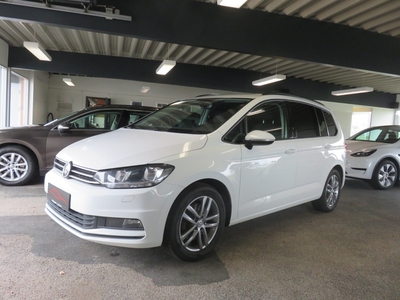 VW Touran 1,6 TDi 115 Comfortline DSG 7prs 5d