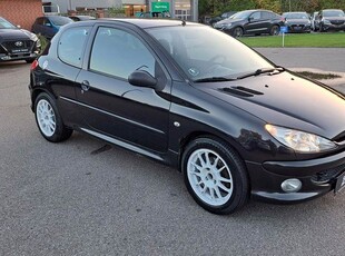 Peugeot 206 1,6 S16