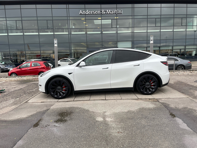 Tesla Model Y EL Performance AWD 534HK 5d Aut.