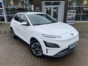 Hyundai Kona 64 EV Essential