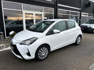 Toyota Yaris 1,5 Hybrid H3 e-CVT Van