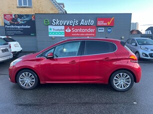 Peugeot 208 1,5 BlueHDi 100 Signature Sky 5d