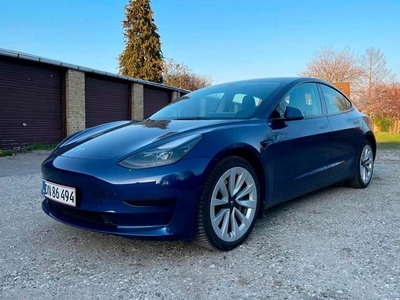 Tesla Model 3 RWD