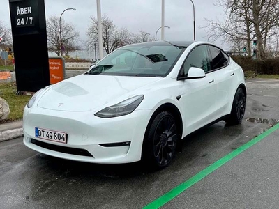 Tesla Model Y Performance AWD