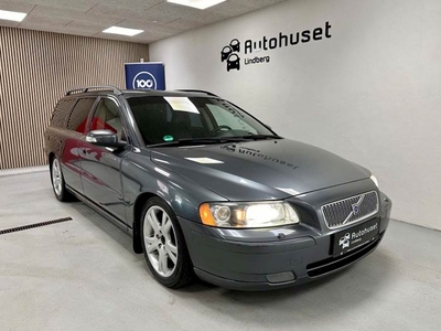 Volvo V70 2,4 D5 Momentum aut.