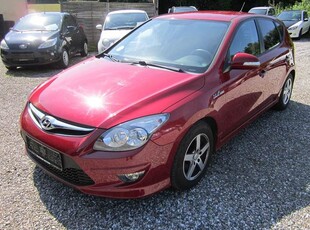 Hyundai i30 1,4 Comfort 109HK 5d