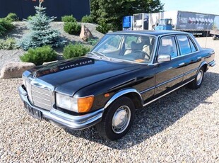 Mercedes 280 S .