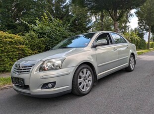 Toyota Avensis 1,8 Sol plus