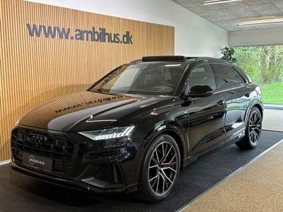 Audi Q8 50 TDi S-line quattro Tiptr. 5d