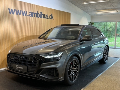 Audi Q8 50 TDi S-line quattro Tiptr. 5d