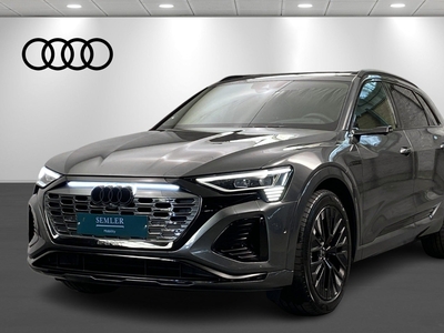 Audi Q8 e-tron 55 S-line quattro 5d