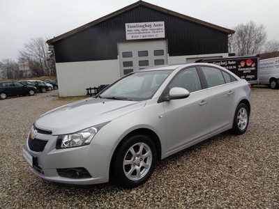 Chevrolet Cruze 2,0 VCDi 125 LS 4d