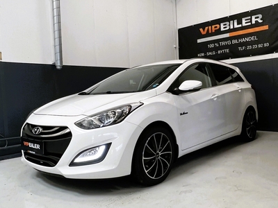 Hyundai i30 1,6 CRDi 110 Style CW Eco 5d