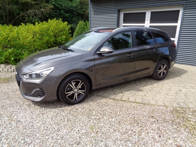 Hyundai i30 1,6 CRDi 115 Life Komfort stc. 5d