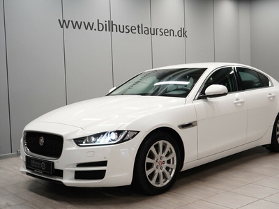 Jaguar XE 2,0 D180 Pure aut. 4d