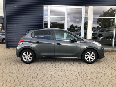 Peugeot 208 1,2 VTi 82 Intense 5d