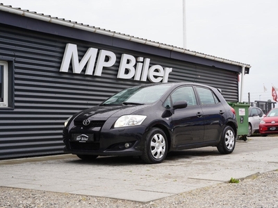 Toyota Auris 1,4 D-4D Luna M/M 5d