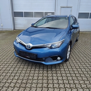 Toyota Auris 1,8 Hybrid H2+ Touring Sports CVT 5d